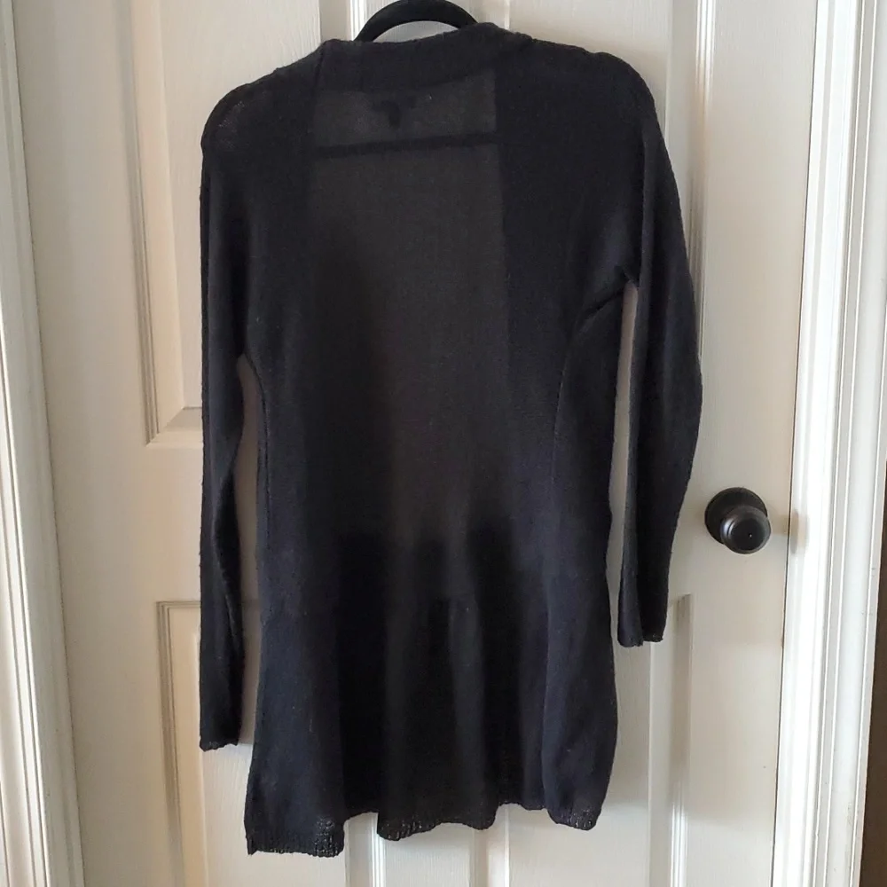Apt. 9 women's open front cardigan sweater. Size medium. - Picture 2 of 5